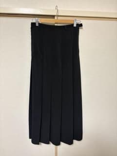 agnes b. PARIS プリーツスカート ブラック 36のサムネイル