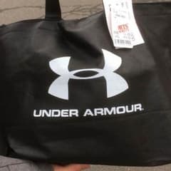アンダーアーマーお楽しみ袋2017 Lサイズメンズのサムネイル