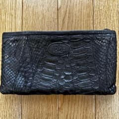 【イビサ】IBIZA ヘビ革 ブラック ポーチ / 長財布（傷・使用感あり）のサムネイル