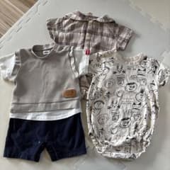 ベビー服 半袖Tシャツとロンパースセットのサムネイル