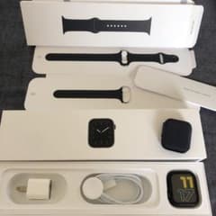APPLE WATCH5 44mmのサムネイル
