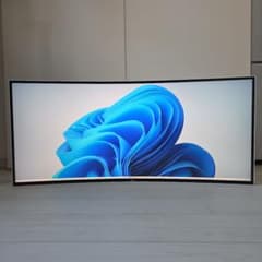 LG 5K 湾曲ディスプレイ 40UN950-W 5120x2160 120Hz LG 5K 湾曲ディスプレイ 40UN950-W 5120x2160 120Hz - メルカリ