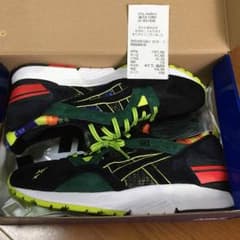 Asics gelのサムネイル