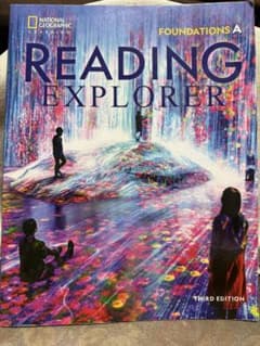 READING EXPLORER: Foundations A (第３版)のサムネイル