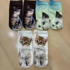 メルカリ便　猫柄 ソックス 3足セット