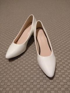 ブライダルシューズ　ウエディングシューズ　エナメルパンプス　24cmのサムネイル