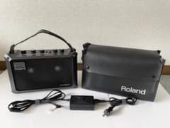 Roland MOBILE CUBE モバイルアンプ（電源アダプター・ケース付