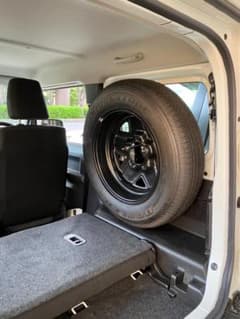RV4 Wild  スペアタイヤ車内積載キット（JB64/74）取説付 RV4 Wild Goose スペアタイヤ車内積載キット（JB64/74）取説付 - メルカリ