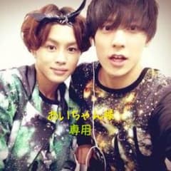 【あいちゃん様専用】超特急 タクヤ ユースケ 生写真のサムネイル