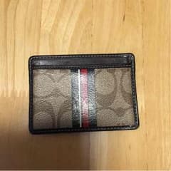 コーチ定期入れのサムネイル