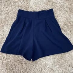 ハイウエストショートパンツのサムネイル