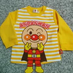 みわちん様専用☆未使用品☆アンパンマントレーナー☆90のサムネイル