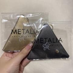 METALIA ゴールド 三角形 キーケースのサムネイル