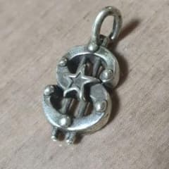 十三 JU-ZO 「ジュウゾウ」ペンダントトップ SILVER925 十三 JU-ZO 「ジュウゾウ」ペンダントトップ SILVER925 - メルカリ