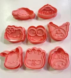 サンリオ　クッキー型　8個セットのサムネイル