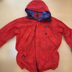patagonia フード付きナイロンジャケット L レッド - メルカリ