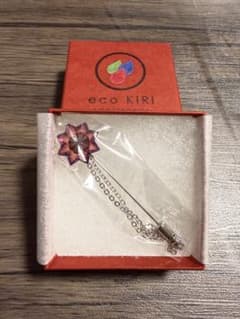 eco KIRI エコキリ　薩摩切子　タイタック　ブローチ　ルリ金赤のサムネイル