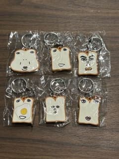 FUNTimeholiday6】ユニゾンスクエアガーデン 食パンくん達 - メルカリ