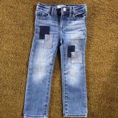 デニムパンツ ジーンズ　キッズ100のサムネイル