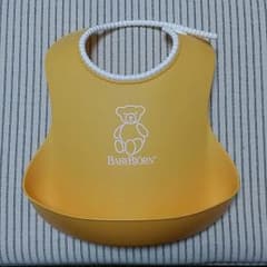 K.tbsm様専用　ベビービョルン　スタイ　/ 食事用エプロンのサムネイル