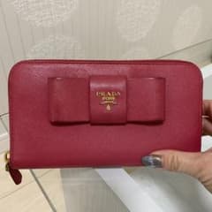 PRADA プラダ 長財布のサムネイル