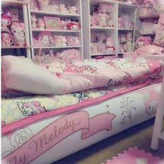 マイメロディ　エアベッドのサムネイル