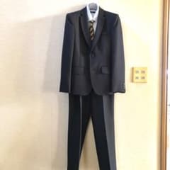 男子スーツ150cm  小中学生　進入学卒業式セレモニーのサムネイル
