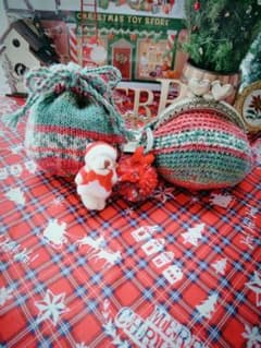 Ｘｍａｓカラー✨がま口財布♪    巾着小物入れ♪くまちゃんチャーム3点セット✨のサムネイル