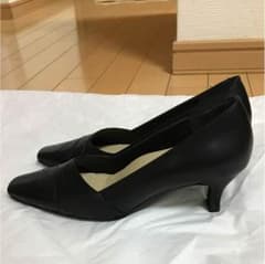 マドラスモデロ パンプスのサムネイル