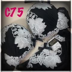 新品未使用❤︎レディース 下着❤︎ブラジャー＆ショーツセット❤︎のサムネイル