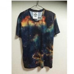 パブリックアイズ 宇宙柄 Tシャツ メンズのサムネイル