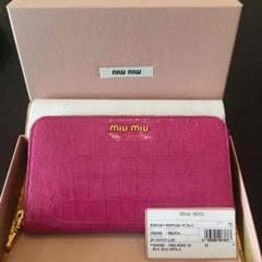 新品 miumiu ミュウミュウ 財布のサムネイル