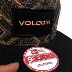 volcom キャップのサムネイル