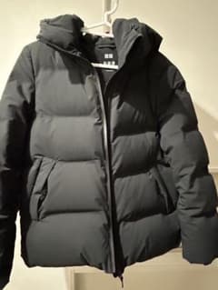 UNIQLO シームレスダウンパーカー 【S】ブラック レディース　防風軽量のサムネイル