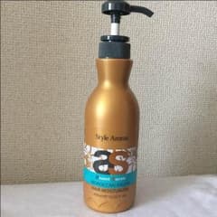 スタイルアロマ 洗い流さないヘアトリートメントのサムネイル