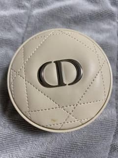 Dior スキンフォーエバー　クッションパウダーのサムネイル