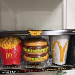マクドナルド エヴァンゲリオン バリューセット フィギュアのサムネイル