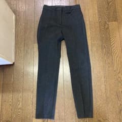 ZARA グレーパンツ　オフィスカジュアルのサムネイル