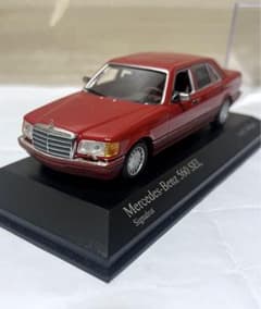 PMA 1/43 Mercedes-Benz 560 SEL Red - メルカリ