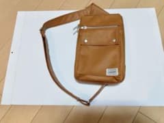 ショルダーバッグのサムネイル
