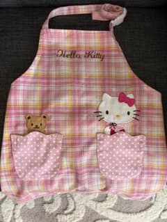 Hello Kitty ピンクエプロン 110のサムネイル