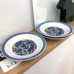たち吉 黄地花絵 染付牡丹 銘々皿 中皿 盛り皿のサムネイル