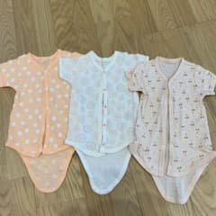 肌着 ロンパースのサムネイル