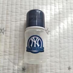 New York Yankees ベビーボトル 哺乳瓶のサムネイル