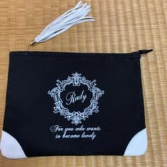 〜むぅ〜さん専用。ポーチ、クラッチバッグのサムネイル