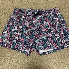 花柄 ショートパンツ　H&M 134/140のサムネイル