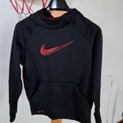 NIKEトレーナーパーカー130のサムネイル