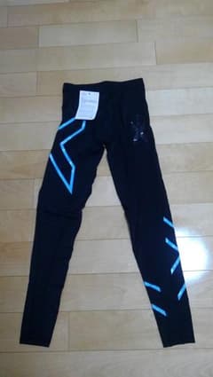 2XU メンズコンプレッションタイツ Mサイズ  新品ブラック×ブルーのサムネイル