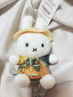 ゴッホ展　ミッフィー キーチェーン　夜のカフェテラス ゴッホ展 ミッフィー キーチェーン 夜のカフェテラス - メルカリ