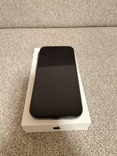 iPhone 15PRO 256GB ブラックチタニウムのサムネイル